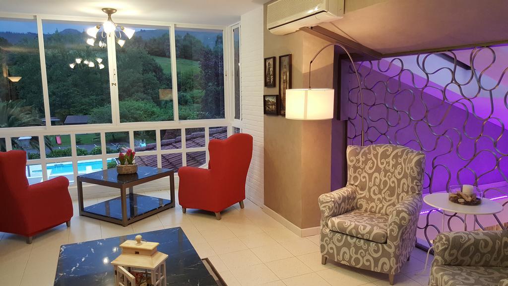Hotel Camping Ribadesella Bagian luar foto