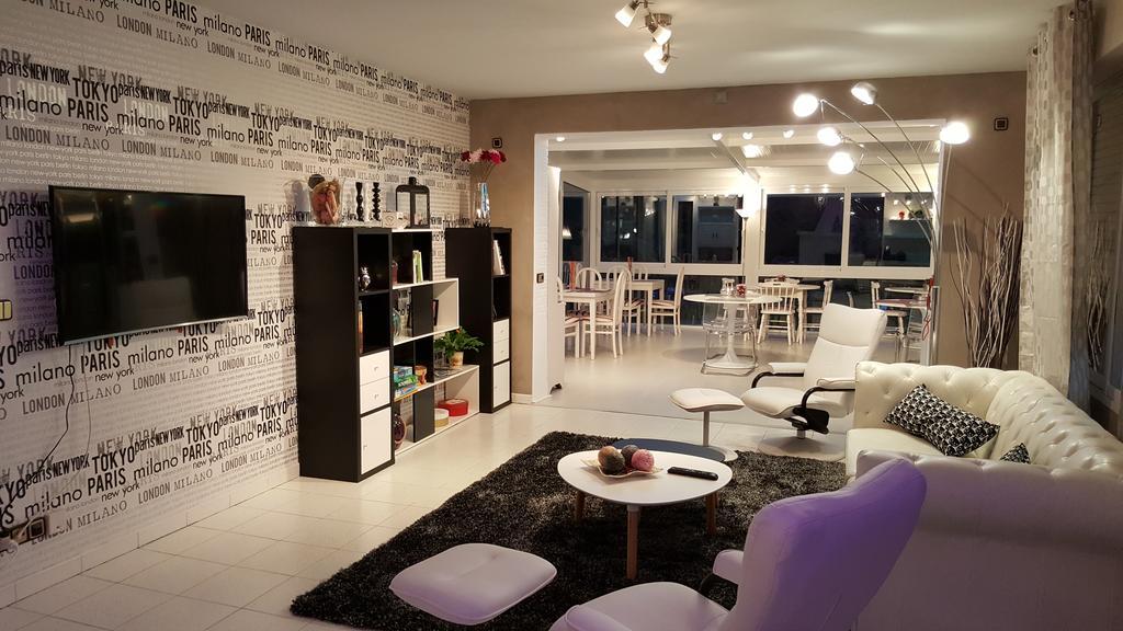 Hotel Camping Ribadesella Bagian luar foto